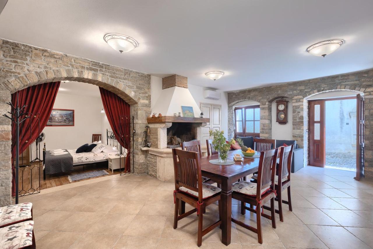 Apartman Pietro Motovun Bagian luar foto